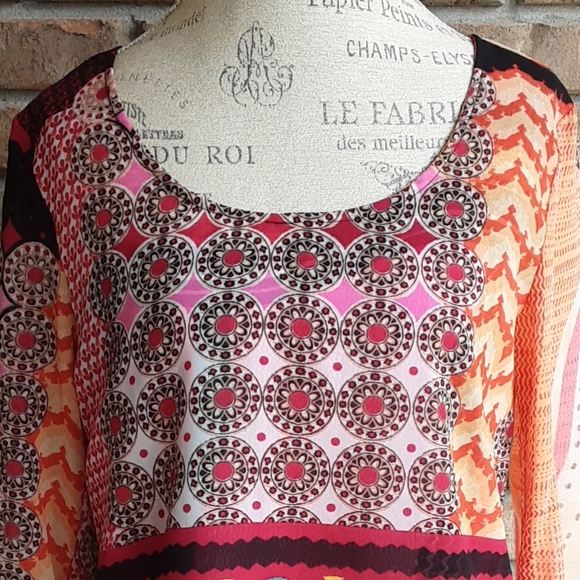 Patrons of Peace 3/4 sleeve boho style top. - Picture 3 of 10